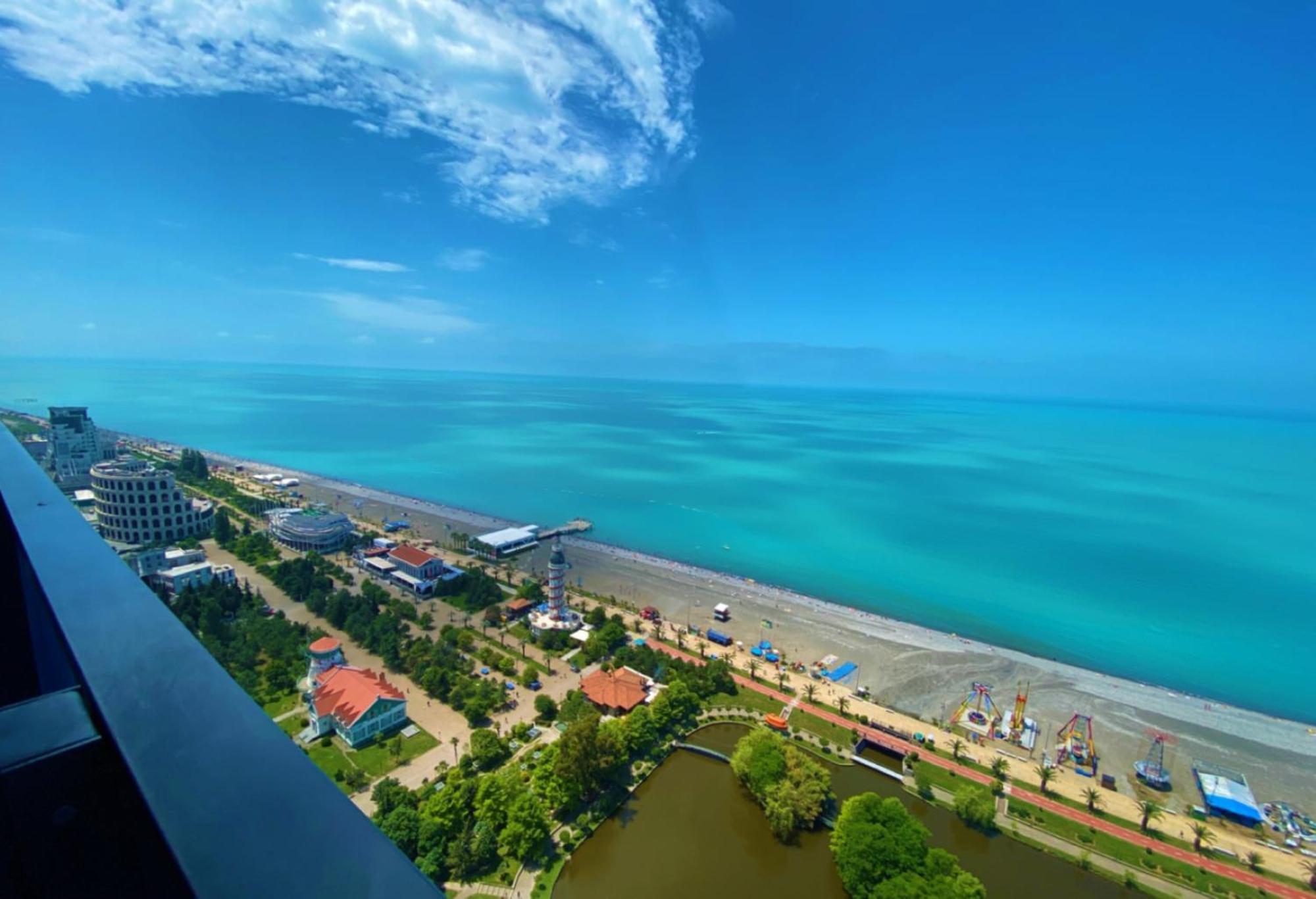 Relax And Unwind Premier Sea View Aparthotel In Μπατούμι Εξωτερικό φωτογραφία