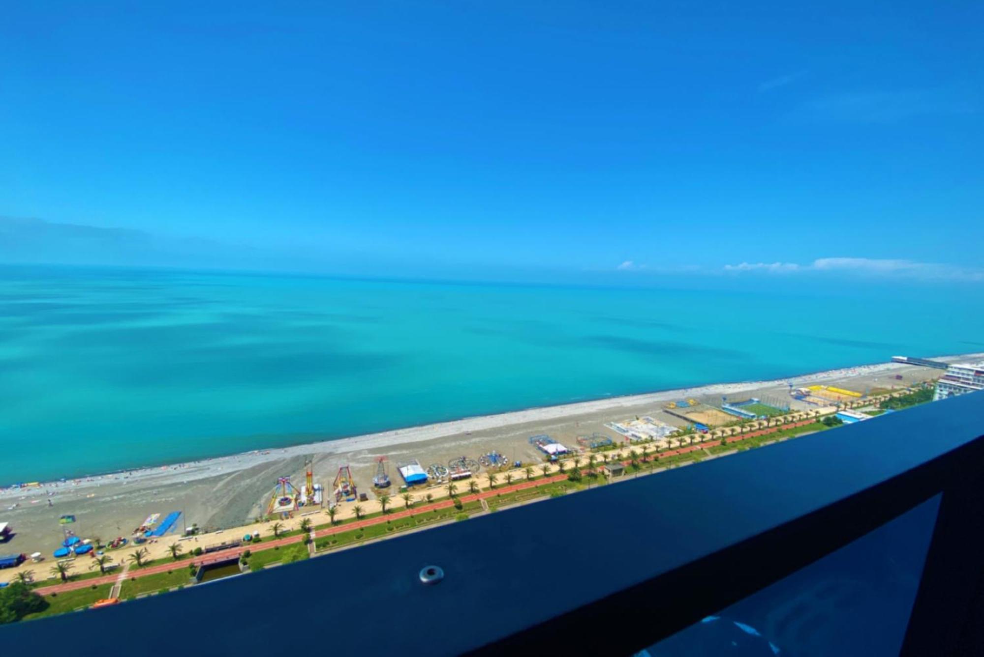 Relax And Unwind Premier Sea View Aparthotel In Μπατούμι Εξωτερικό φωτογραφία