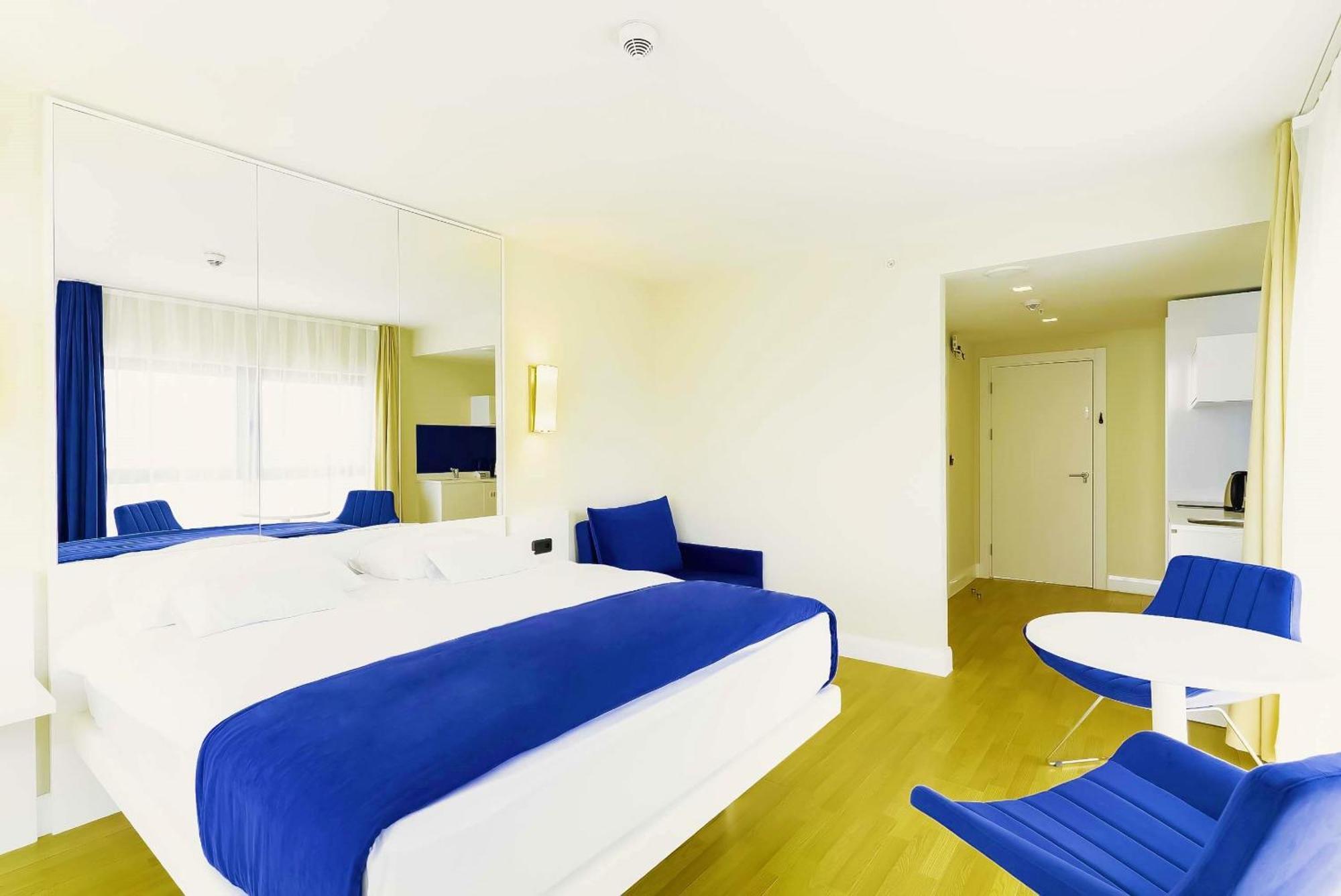 Relax And Unwind Premier Sea View Aparthotel In Μπατούμι Εξωτερικό φωτογραφία